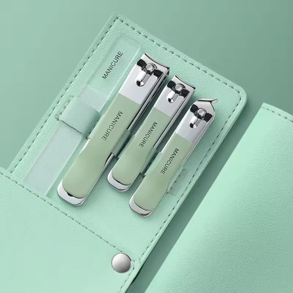 Ouriner 4-delige Nagelknipperset met Leren Etui – Professionele Manicure & Pedicure