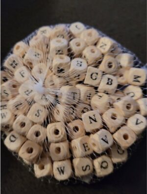 Deco beads kralen letterkralen/ 10 mm / 50 gram