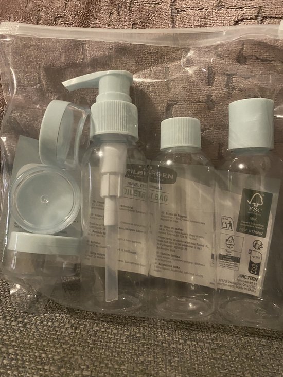 Toilettas Reisflesjes Set – 7-delig – Handbagage Goedkeuring – Navulbare Flessen – Transparante Toilettas